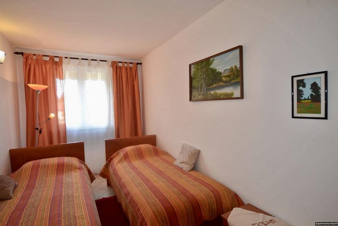 Apartment Dana Rovinj Bagian luar foto